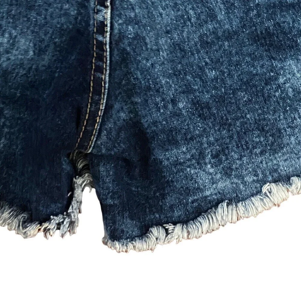 Blackout Women’s Distressed Lace High Waisted Jean Shorts‎ Made in Brazil Sz S
